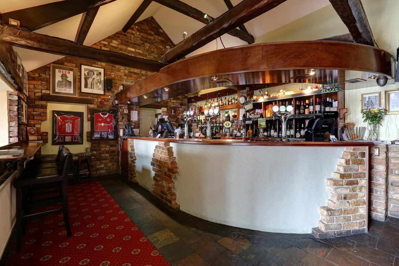 Manor Court Hotel Carnaby Extérieur photo